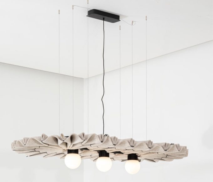 Ljuddämpande lampa BuzziPleat Light Edel Long